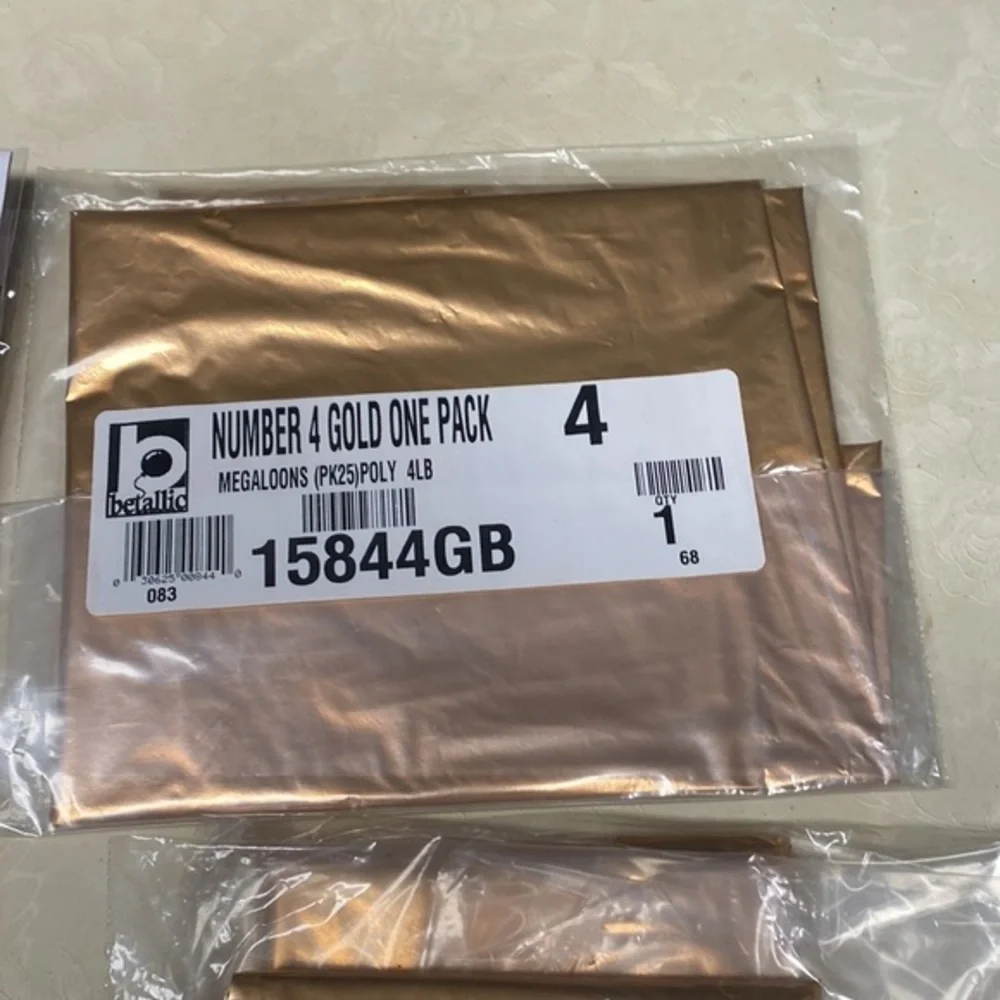 Mylar 40 “ helium balloons gold